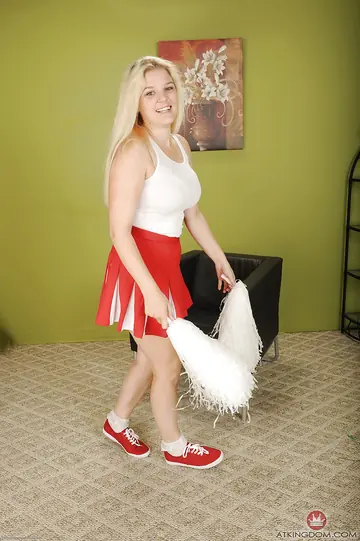 Prudence Pond – Busty Mature Blonde Lifts Her Skirt and Spreads Her Hairy Pussy
