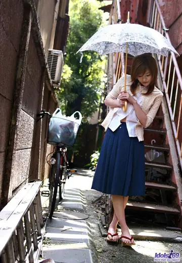 Japanese Woman Exposes Herself Outdoors Before Stripping Nude