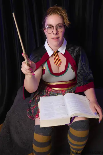 Lana Del Lust – BBW Brunette in Stockings and Glasses Poses Topless