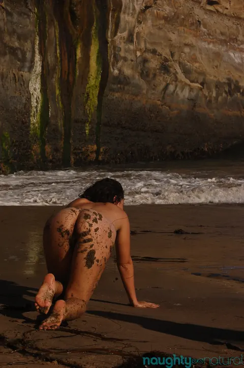 Ava Solanas: Tattooed Hairy Brunettes Lick and Finger Each Other on the Beach – photo 7 of 21