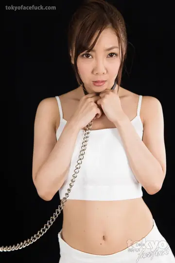 Thick Japanese Woman Gives a Blowjob Before Masturbating