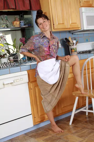 Tall Brunette MILF Strips and Fingers Her Hairy Pussy on the Kitchen Counter