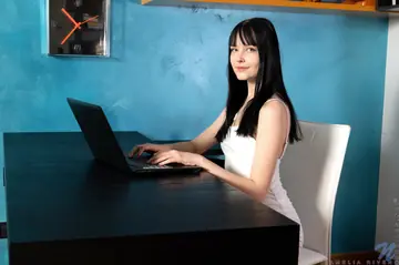 Amelia Riven – Brunette PAWG Strips and Fingers Her Pussy in the Office