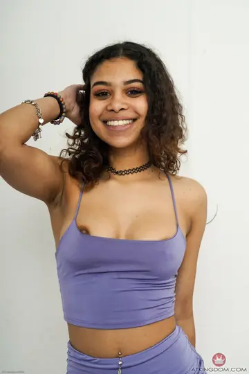 Jeni Angel – Petite African Brunette Undresses and Spreads Wide