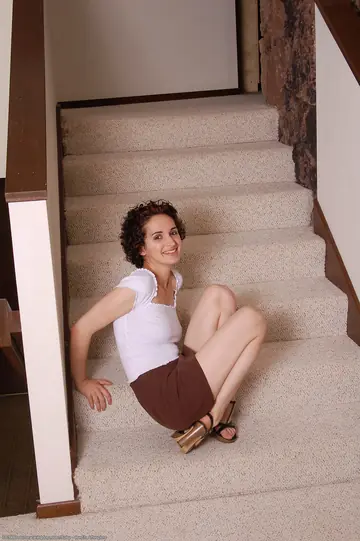 Slim Curly Amateur Spreads Her Hairy Pussy