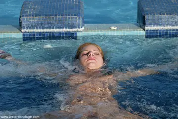 Jenny Lee – Slim Brunette MILF Bound for Dildo Play by the Pool