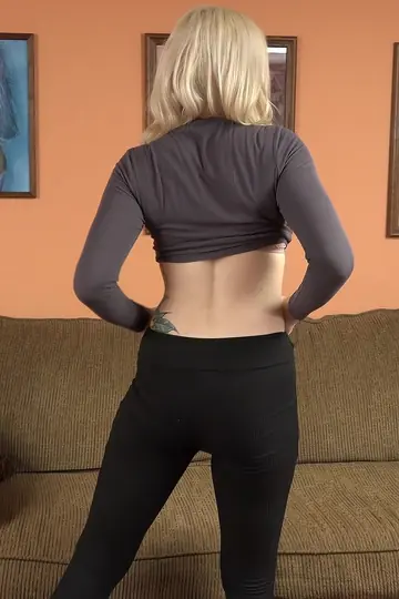 Skylar Madison – Thick Blonde MILF in Lingerie Sucks POV and Takes a Cumshot