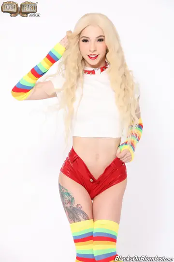 Kenzie Reeves – Petite Blonde in Socks Takes Two Guys in Interracial Threesome