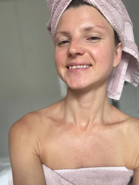 Gina Gerson: Slim Hungarian Brunette Reveals Her Natural Tits – photo 3 of 13