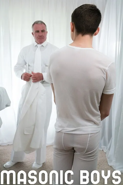 Older Man Massages Twink Before Sex – photo 1 of 20