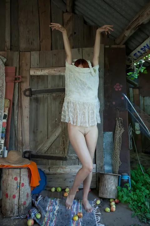 Pale Ukrainian Redhead Poses Nude – photo 21 of 21