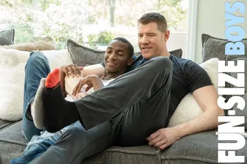 Black Stud Barebacks Twink in Interracial Gay Sex