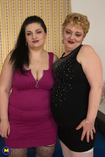 Two Mature BBW Women in Dresses and Stockings Finger and Lick Each Other