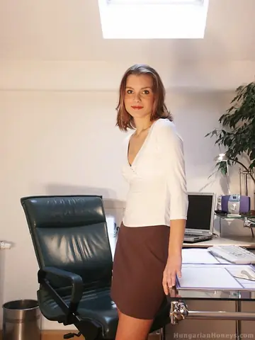 Hungarian Secretary Strips Nude in the Office