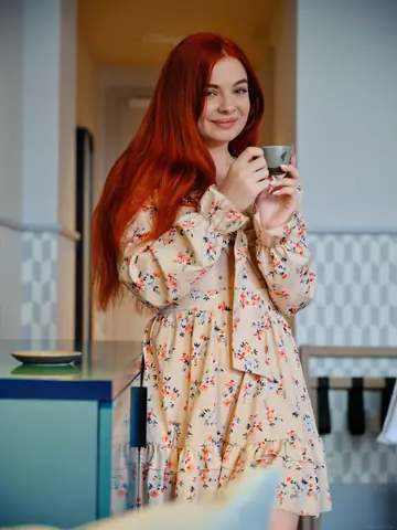 Miss Olivia – Ukrainian Redhead Spreads Her Pussy in Nude Art Set