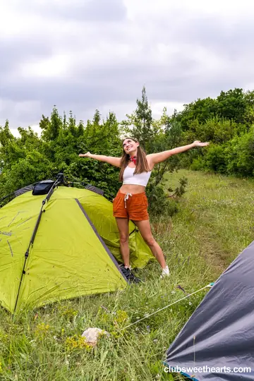 Milka Wey – Thick Brunette and Tall Redhead Kiss and Eat Pussy While Camping