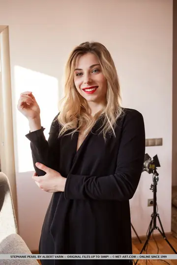 Stephanie Pearl – Blonde with Small Natural Tits Strips Nude and Spreads Wide