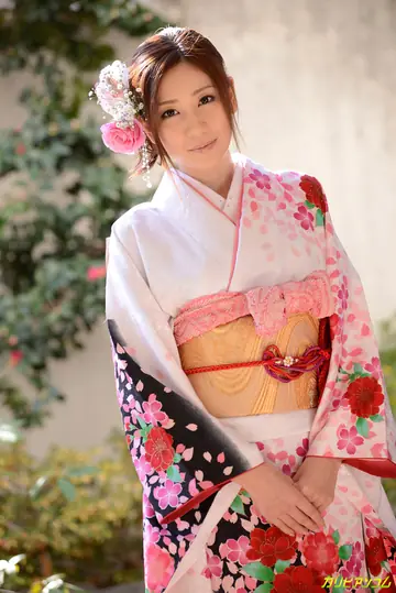 Kaori Maeda – Slim Japanese Brunette Takes a Creampie and Cum in Mouth in a Gangbang