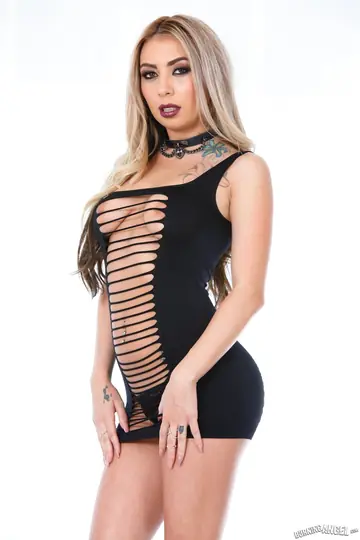 Kat Dior – Tattooed Blonde Latina Strips Out of Her Dress and Spreads Her Pussy