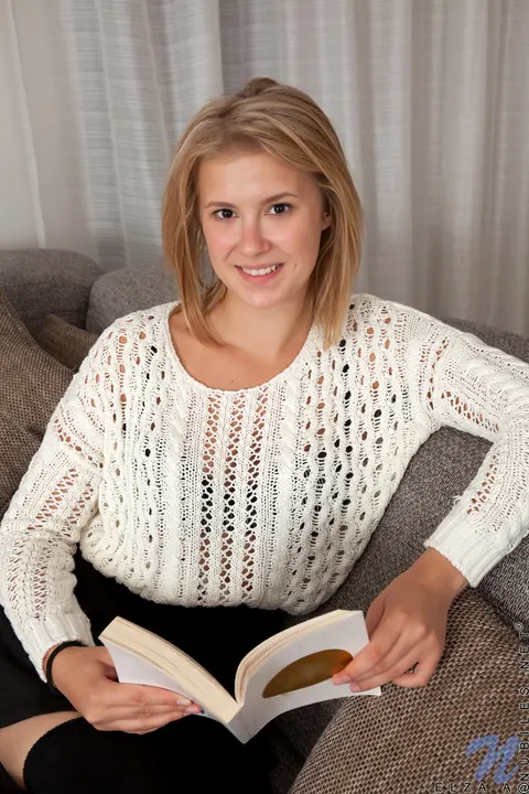 Casey Nohrman: Blonde Amateur in Lingerie and Socks Masturbates and Spreads – photo 1 of 15