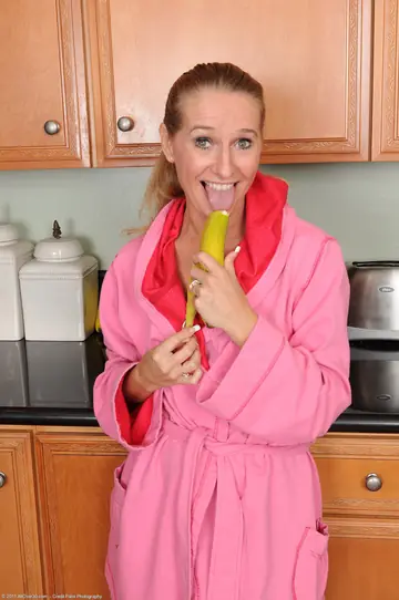 Sara James – Blonde MILF in Pigtails Sucks Cock and Gets Fucked in the Kitchen