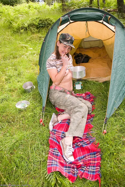Brunette MILF Undresses and Spreads Outdoors at a Camping Site – photo 4 of 20