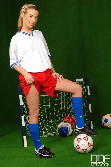Lepidoptera – European MILF Soccer Players Use a Dildo and Lick Pussy After Practice