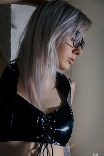 Lulya – Skinny Blonde in Lingerie and Glasses Fingers Her Shaved Pussy