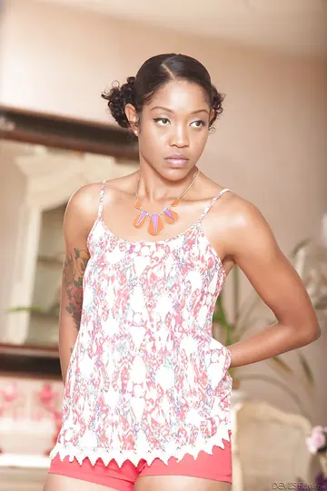 Lotus Lain – Ebony Brunette Strips Out of Her Shorts and Lingerie in Heels