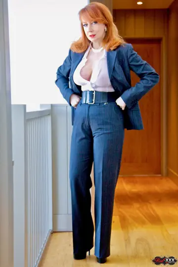 British Redhead MILF in Pantyhose Spreads Her Pussy