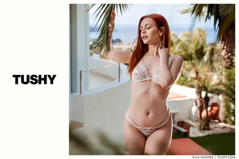 Alecia Fox & Ella Hughes: Blonde and Redhead Take Anal Outdoors – photo 3 of 20