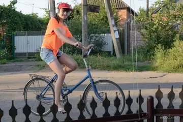 Black MO – Tall Brunette Strips Out of Her Panties Outdoors by a Bike
