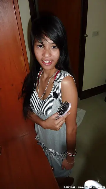 Thick Thai Woman Fucked in the Bathroom