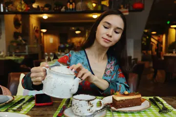 Leona Mia – Petite Russian Brunette Drops Her Dress and Spreads Her Shaved Pussy