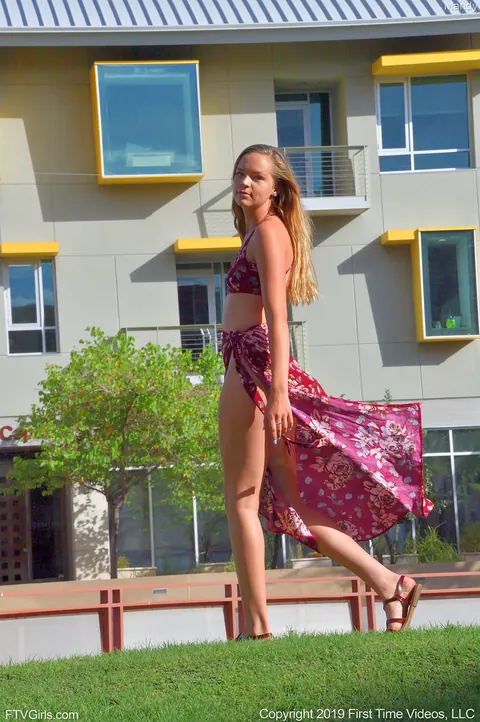Mandy Summers: Redhead Amateur Poses in a Dress Outdoors – photo 18 of 21