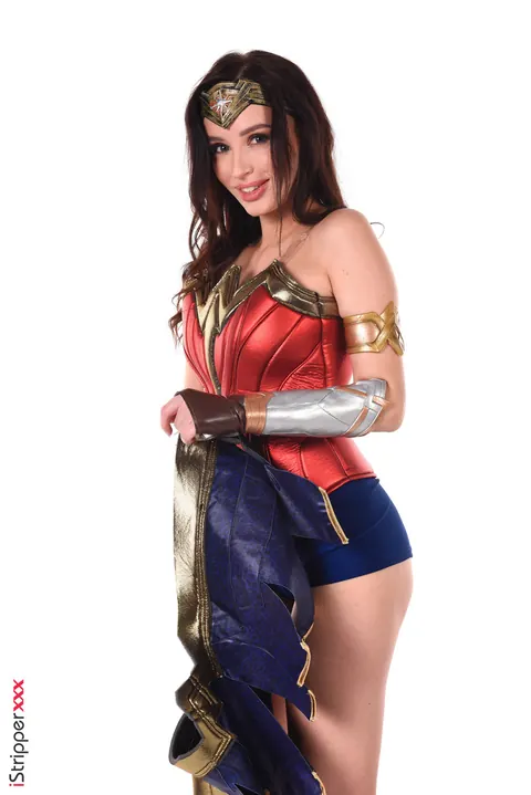 Milena Ray: Thick Brunette in Cosplay Strips and Fucks Herself with a Dildo – photo 4 of 15