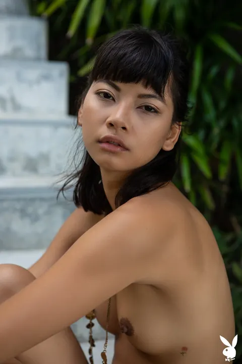 Cara Pin: Petite Thai Model Strips Nude and Poses for Glamour Shots – photo 16 of 20