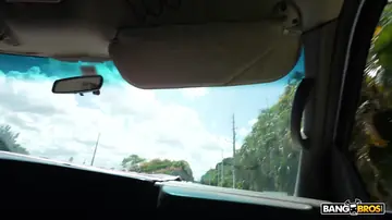 Molly Cooper – Short-Haired Blonde with Natural Tits Fucks and Sucks in a Car