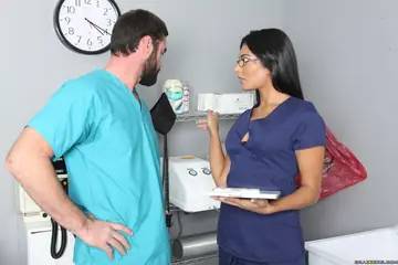 Shazia Sahari – Indian Nurse in Glasses Sucks and Fucks the Doctor