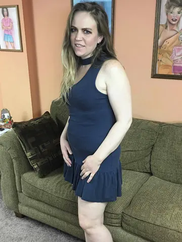 Chasity Vaughn – Curvy Brunette MILF Undresses for a POV Blowjob