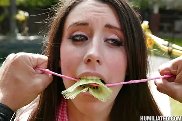 Janie Jones – Brunette Takes Anal Outdoors and Swallows Cum