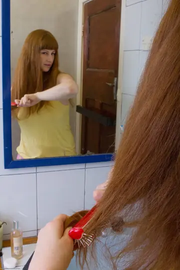 Chloe B – Australian Redhead BBW Strips and Spreads Her Hairy Pierced Pussy