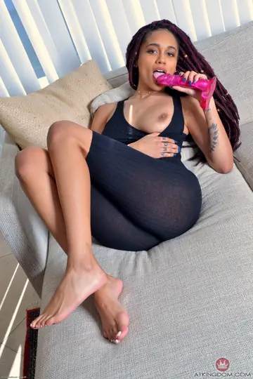 Busty Ebony Babe with Dreadlocks Uses a Dildo and Spreads Wide
