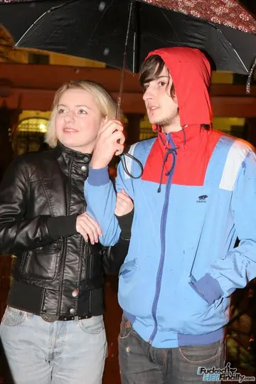 European Blonde PAWG Takes Double Penetration in a Threesome
