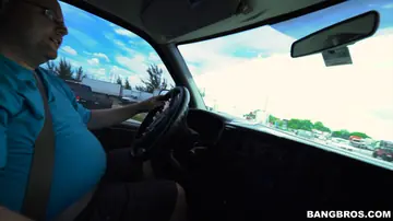 Martini Bows – Tattooed Latina Strips Off Her Bikini for Car Sex