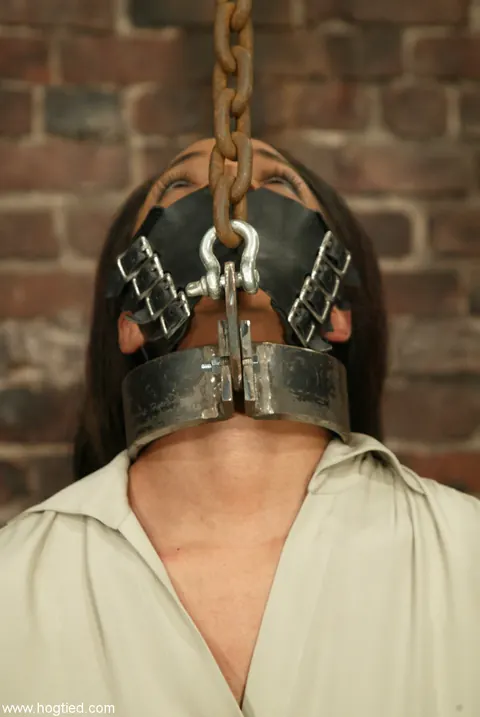 Sinnamon Love: Mature Ebony MILF in Restraints Poses for Bondage – photo 5 of 20