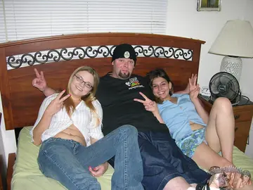 Tattooed Woman in Jeans Gets Fucked Doggy Style in a Threesome