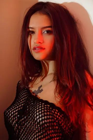Liron – Brunette with Cross Tattoo Fingers Her Pussy