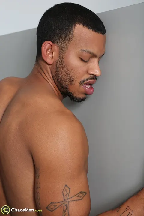 Hairy Stud Blows Cock Through Gloryhole – photo 18 of 20