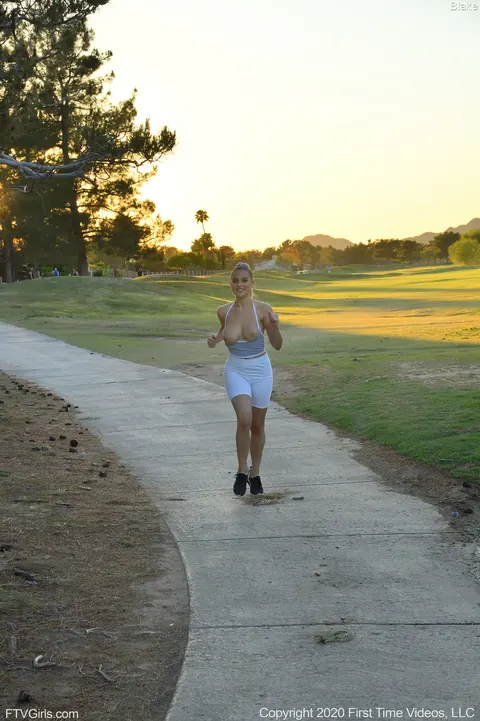 Blake Blossom: Blonde with Big Natural Tits Pulls Yoga Pants Aside Outdoors – photo 8 of 20